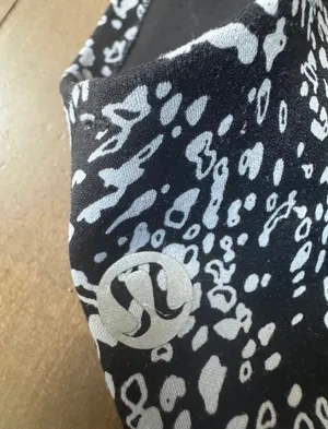 Lululemon estimated size 0 In Alignment Straight Strap Sports Bra thumbnail 3
