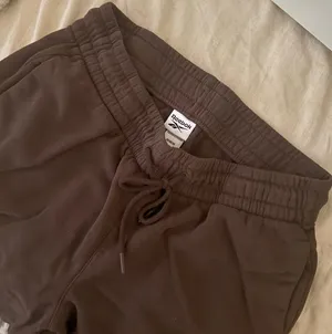 Reebok women’s wide leg pants thumbnail 2