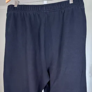 Aritzia mega fit joggers thumbnail 3