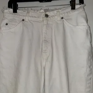 Vintage Levis 912 Slim Fit Tapered Leg Jeans White Orange Tab 11 Short Raw Waist thumbnail 13