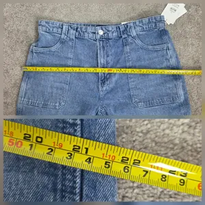 NWT Free Assembly Size 14 Light Wash Barrel Leg High Rise Utility Carpenter Jean thumbnail 10