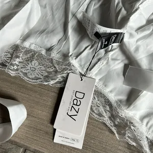 Dazy white tank top thumbnail 3