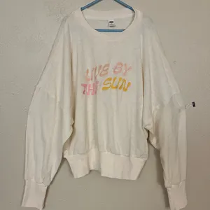Old Navy Loose Cropped Long-Sleeve Terry Sweatshirt size medium thumbnail 2