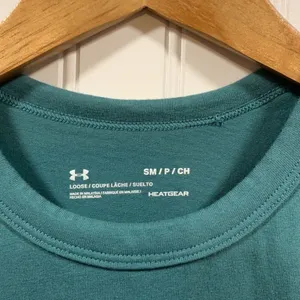 Under Armour graphic tank top thumbnail 2
