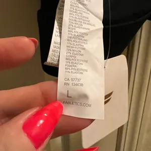 Sports Bra thumbnail 4