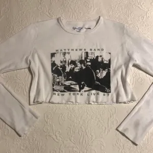 Brandy Melville Graphic Top thumbnail 2