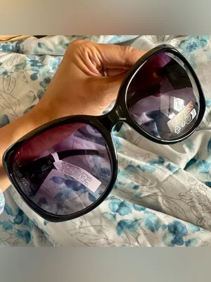 GUESS shinny Black Plastic Sunglasses 20-Rhinestone Gold Logo GO00069-01B NEW thumbnail 7