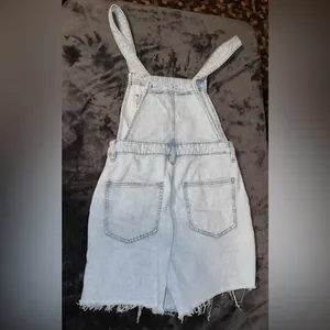 WeWoreWhat Slit Overall Short in Super Light Size Small thumbnail 15