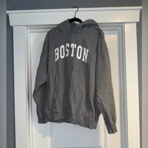 Brandy Melville Boston hoodie sweatshirt thumbnail 4