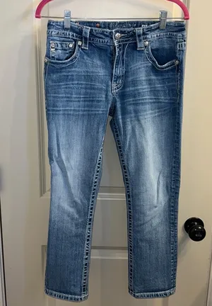 Miss Me Boyfriend Capri Jeans thumbnail 1