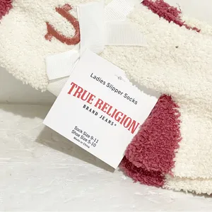 True Religion Fleece‎ Sherpa Slipper Socks NEW Size 9-11 Multi Color Print thumbnail 2