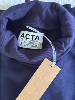 NEW WITH TAGS ACTA WEAR MOCK NECK thumbnail 3