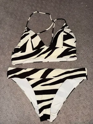 Two Piece Bikini Set thumbnail 2