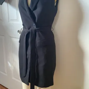 H&M Sleeveless Blazer thumbnail 4