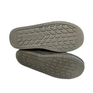 Sh3. Bear paw boots size 5 thumbnail 5