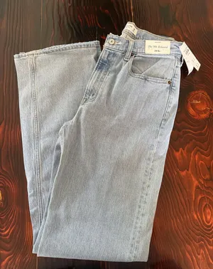 Abercrombie Jeans 90s High-Rise thumbnail 1