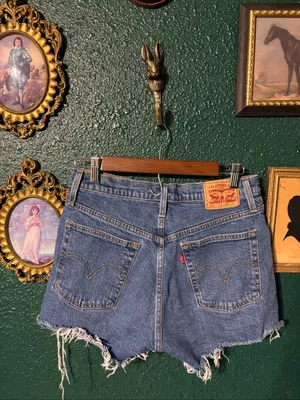 Denim Cut Off Levi 501’s Shorts Sz 28 thumbnail 2