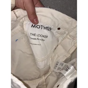 mother jeans the‎ looker cream for a day 28 thumbnail 4