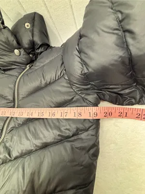 Patagonia Black Quilted Lightweight Down Puffer Jacket size M thumbnail 9