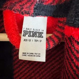 PINK Victoria's Secret Women's Buffalo Plaid Hooded Sequin plush Robe y2k XS/S thumbnail 4