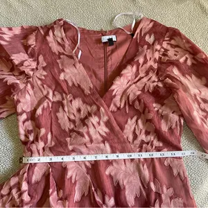 Lulus Meant to Shine Mauve Floral Jacquard Mini Dress - Size M thumbnail 9