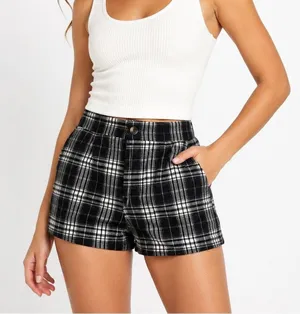 Altar'd State Shorts Juniors M Black White Plaid High Rise Pockets Casual thumbnail 1