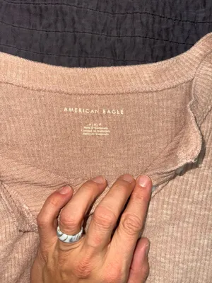 American Eagle Outfitters Sweater thumbnail 2