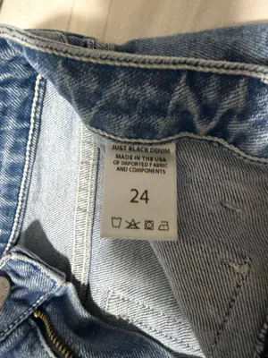 Just Black Denim Jeans thumbnail 4