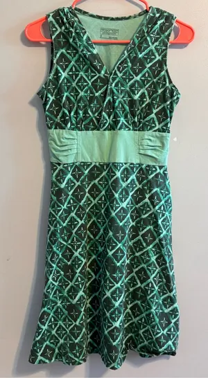 Patagonia Women’s S Organic Cotton Green Geometric Sleeveless Dress thumbnail 1