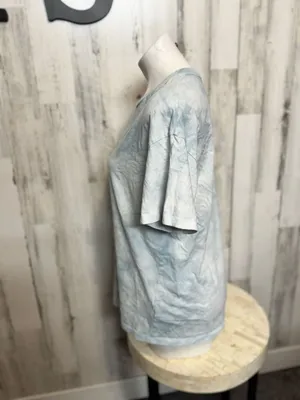 American Eagle Radiate Kindness Graphic Tee Womens XS Light Blue Tie Dye Cotton thumbnail 3
