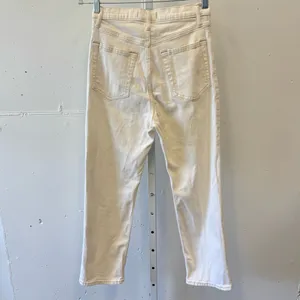 Abercrombie & Fitch Petite Ultra High Rise Ankle Straight Jeans Stretch Cream‎ thumbnail 3