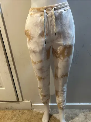 Vuori Tie-Dye Jogger Pants in Cream & White thumbnail 2