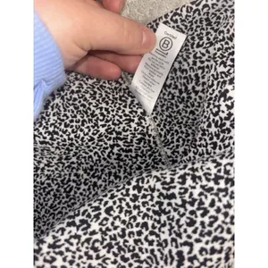 ATHLETA |Size S| Salutation Stash Pocket‎ II Textured 7/8 Tight Moonflower Black thumbnail 5