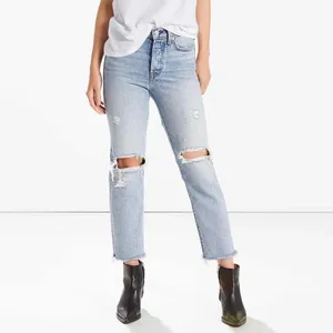 Levi's Wedgie Straight light wash jeans Size 25 thumbnail 3
