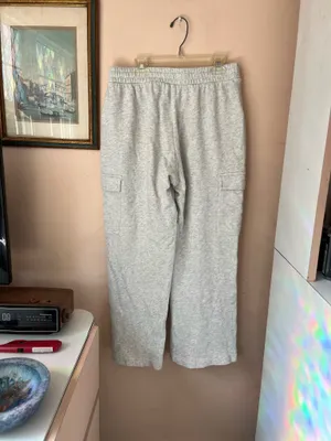 Old Navy cargo sweatpants thumbnail 3