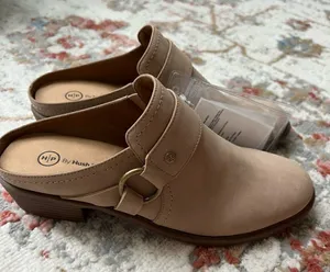Hush Puppies NWT Silvia Mule Brand New Sample Shoe Size 7 Neutral Tan Beige Clog thumbnail 1