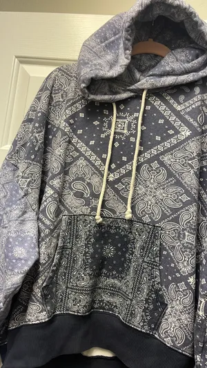 American Eagle cropped oversized bandanna hoodie thumbnail 2