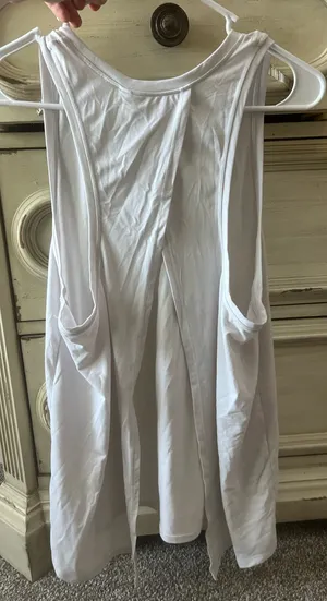 Tank Size M thumbnail 3