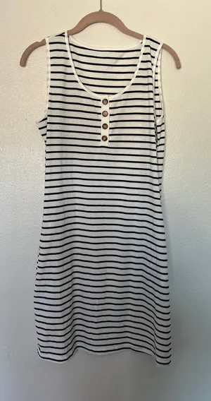 NWOT Striped Sleeveless Henley Dress - Black & White sz L thumbnail 1