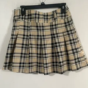 SheIn Plaid Pleated High Rise Mini Skirt thumbnail 3