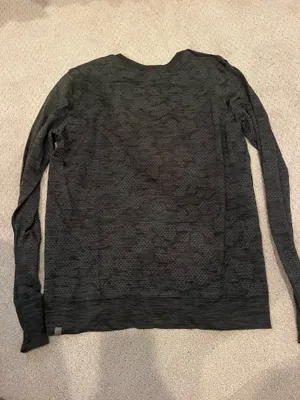 Lululemon Shirt Long Sleeve thumbnail 2