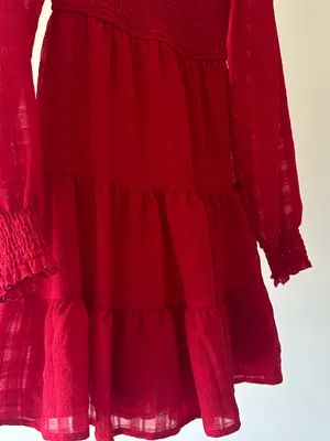 Red Dress thumbnail 3