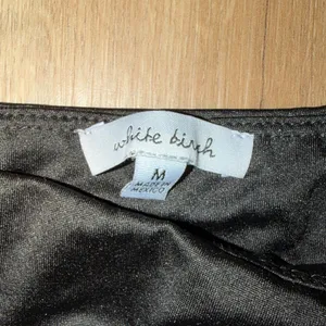White Birch Black Yoga Skort Women’s Size Medium Super Soft Stretch Elastic thumbnail 2