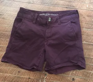 American Eagle Midi stretch maroon shorts thumbnail 1