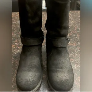 UGG Boots thumbnail 4
