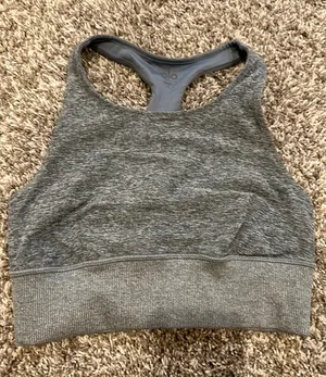 Alo Bra Yoga thumbnail 1