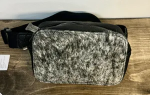 Ranch Genuine Hair-On Cowhide Belt Bag - Black thumbnail 1