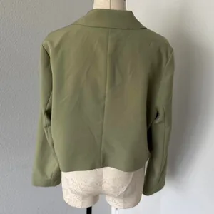Avec Les Filles green cropped blazer - Size XL thumbnail 3