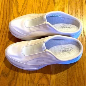 Ryka Ivory/Cream & White Round Toe SlipOn Comfort Walk Nitracel Mule Sneakers-7W thumbnail 4