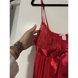 Vtg Victoria’s Secret Lingerie Red Sheer Lace Satin Bow Sexy Women’s Sz‎ M thumbnail 4